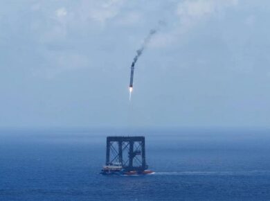 China Caught a Falling Rocket in a Net at Sea — and the Space Race Just Got a Lot More Interesting