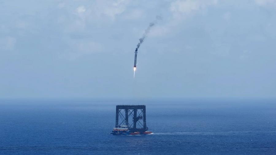 China Caught a Falling Rocket in a Net at Sea — and the Space Race Just Got a Lot More Interesting